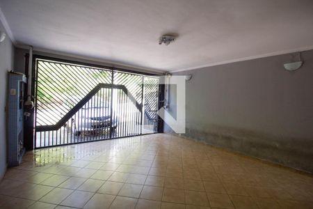Casa à venda com 160m², 4 quartos e 2 vagasGaragem