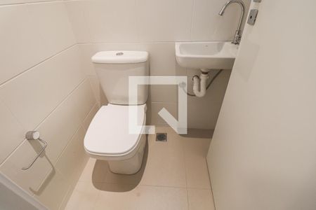 Lavabo de casa de condomínio para alugar com 3 quartos, 160m² em Parolin, Curitiba