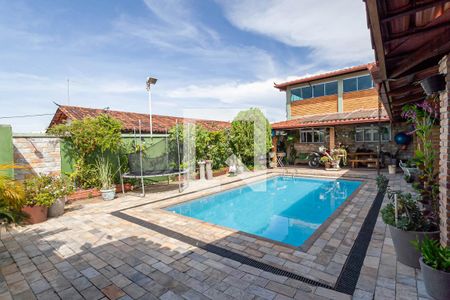 Casa à venda com 180m², 3 quartos e 3 vagasQuintal