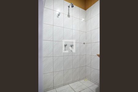 Casa à venda com 180m², 3 quartos e 3 vagasTerraço - Banheiro de serviço 