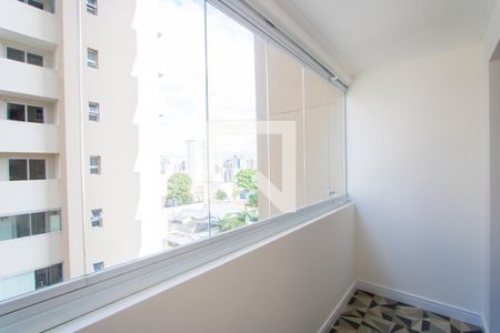 Varanda da sala de apartamento para alugar com 2 quartos, 64m² em Centro, Santo André