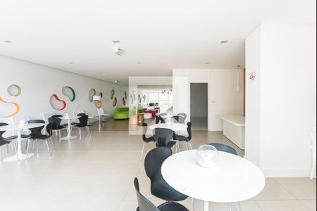 Apartamento à venda com 74m², 2 quartos e 1 vagaÁrea comum