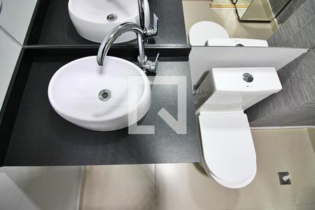 Apartamento à venda com 74m², 2 quartos e 1 vagaBanheiro Social