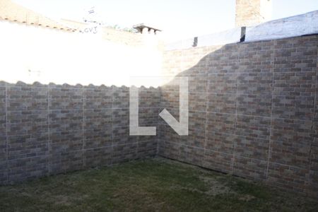 Quintal de casa para alugar com 2 quartos, 51m² em Jardim Algarve, Viamão
