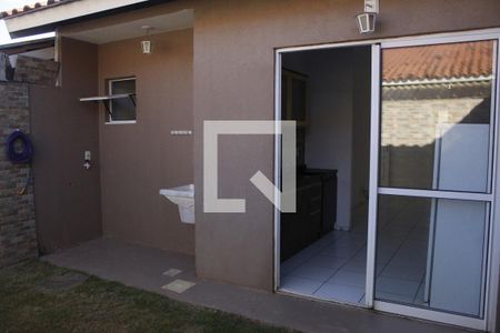 Quintal de casa para alugar com 2 quartos, 51m² em Jardim Algarve, Viamão