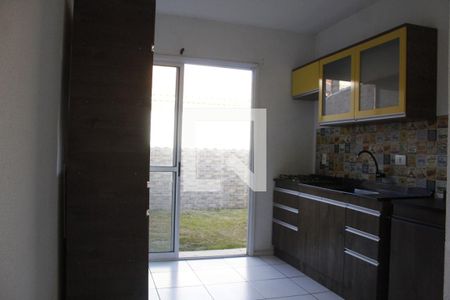 Cozinha de casa para alugar com 2 quartos, 51m² em Jardim Algarve, Viamão