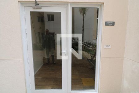 Apartamento para alugar com 35m², 2 quartos e sem vagaÁrea comum - Salão de festas