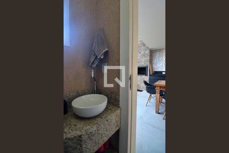 Casa à venda com 258m², 3 quartos e 6 vagasÁrea gourmet - Lavabo