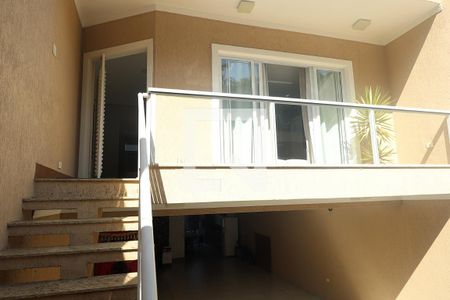 Casa à venda com 258m², 3 quartos e 6 vagasEntrada