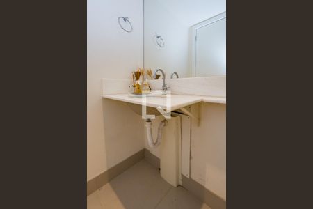 Apartamento à venda com 141m², 4 quartos e 3 vagas Apartamento à venda com 141m², 4 quartos e 3 vagasLavabo