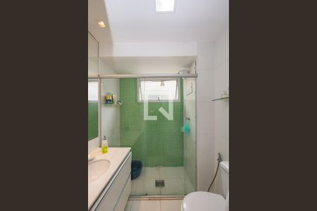 Apartamento à venda com 141m², 4 quartos e 3 vagas Apartamento à venda com 141m², 4 quartos e 3 vagasBanheiro da Suíte 1