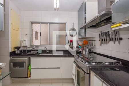 Apartamento à venda com 141m², 4 quartos e 3 vagas Apartamento à venda com 141m², 4 quartos e 3 vagasCozinha