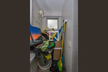 Apartamento à venda com 141m², 4 quartos e 3 vagas Apartamento à venda com 141m², 4 quartos e 3 vagasBanheiro de serviço