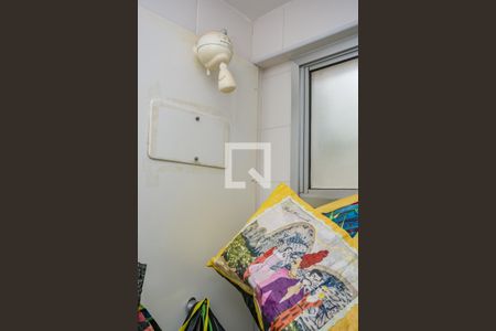 Apartamento à venda com 141m², 4 quartos e 3 vagas Apartamento à venda com 141m², 4 quartos e 3 vagasBanheiro de serviço