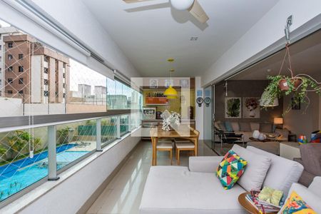 Apartamento à venda com 141m², 4 quartos e 3 vagas Apartamento à venda com 141m², 4 quartos e 3 vagasVaranda da Sala