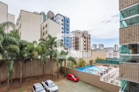 Apartamento à venda com 141m², 4 quartos e 3 vagas Apartamento à venda com 141m², 4 quartos e 3 vagasSuíte 2