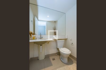 Apartamento à venda com 141m², 4 quartos e 3 vagas Apartamento à venda com 141m², 4 quartos e 3 vagasLavabo