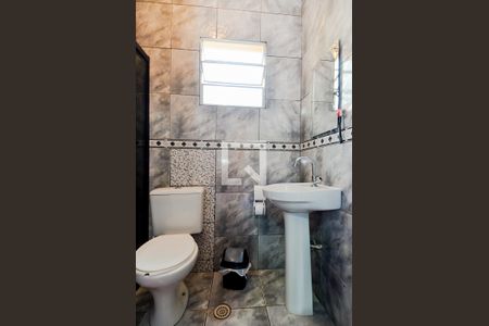 Casa à venda com 188m², 3 quartos e 2 vagasBanheiro da Suíte 2