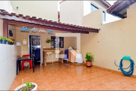 Casa à venda com 188m², 3 quartos e 2 vagasÁrea de Serviço