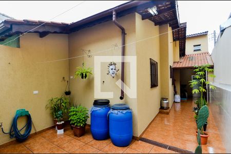 Casa à venda com 188m², 3 quartos e 2 vagasQuintal