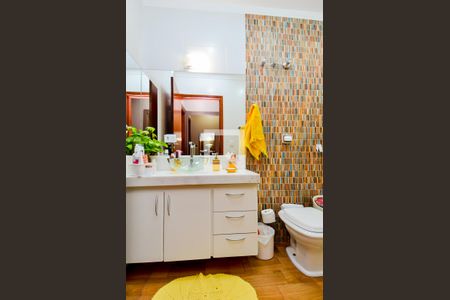 Casa à venda com 122m², 3 quartos e 2 vagasBanheiro Social