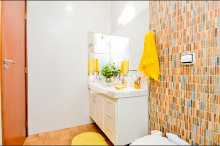 Casa à venda com 122m², 3 quartos e 2 vagasBanheiro Social