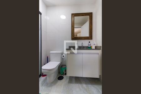 Apartamento para alugar com 189m², 3 quartos e 3 vagas Apartamento para alugar com 189m², 3 quartos e 3 vagasBanheiro da Suíte 2