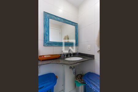 Apartamento para alugar com 189m², 3 quartos e 3 vagas Apartamento para alugar com 189m², 3 quartos e 3 vagasBanheiro da Suíte 1