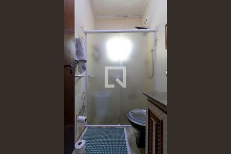 Casa à venda com 300m², 5 quartos e 6 vagas Casa à venda com 300m², 5 quartos e 6 vagasBanheiro