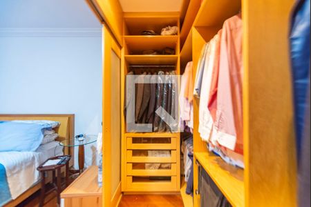 Casa à venda com 180m², 3 quartos e 2 vagas Casa à venda com 180m², 3 quartos e 2 vagasCloset do Quarto 3