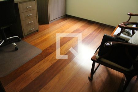 Casa à venda com 377m², 4 quartos e 6 vagasQuarto 1