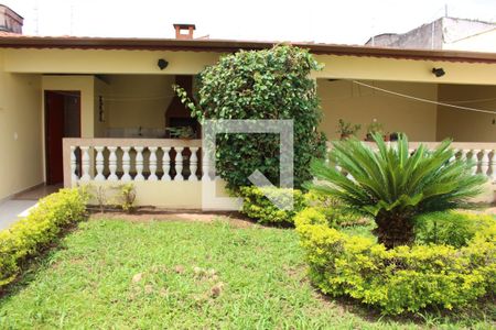 Casa à venda com 377m², 4 quartos e 6 vagasQuintal