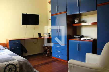 Casa à venda com 377m², 4 quartos e 6 vagasQuarto 4