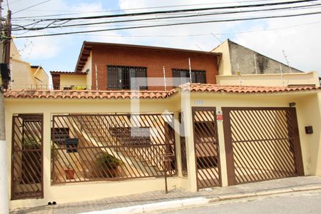 Casa à venda com 377m², 4 quartos e 6 vagasFachada