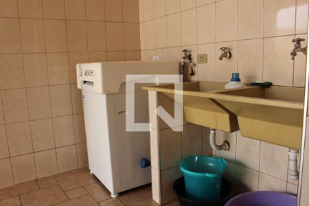 Casa à venda com 377m², 4 quartos e 6 vagasÁrea de Serviço