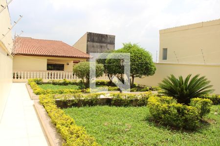 Casa à venda com 377m², 4 quartos e 6 vagasQuintal