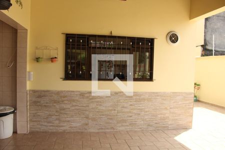 Casa à venda com 377m², 4 quartos e 6 vagasQuintal