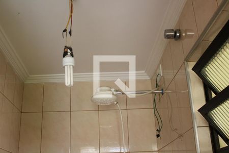 Casa à venda com 377m², 4 quartos e 6 vagasBanheiro Social