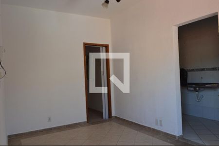 Sala de apartamento à venda com 1 quarto, 40m² em Curicica, Rio de Janeiro