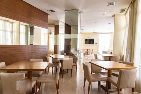 Apartamento à venda com 108m², 3 quartos e 2 vagas Apartamento à venda com 108m², 3 quartos e 2 vagasSalão de Festas