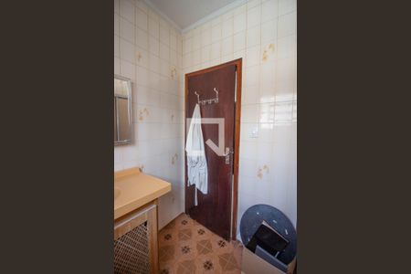 Casa à venda com 360m², 4 quartos e 4 vagas Casa à venda com 360m², 4 quartos e 4 vagasBanheiro