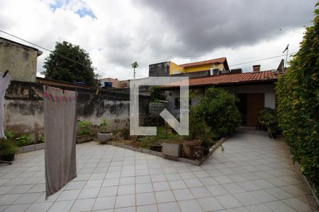 Casa à venda com 360m², 4 quartos e 4 vagas Casa à venda com 360m², 4 quartos e 4 vagasQuintal