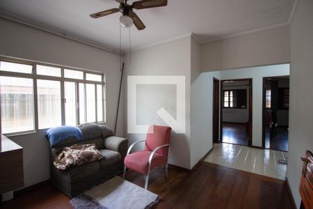 Casa à venda com 360m², 4 quartos e 4 vagas Casa à venda com 360m², 4 quartos e 4 vagasSala 2