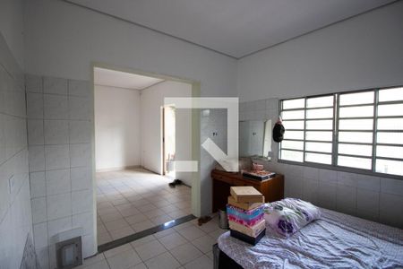 Casa à venda com 360m², 4 quartos e 4 vagas Casa à venda com 360m², 4 quartos e 4 vagasv
