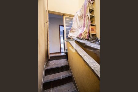 Casa à venda com 360m², 4 quartos e 4 vagas Casa à venda com 360m², 4 quartos e 4 vagasHall de Entrada Garagem