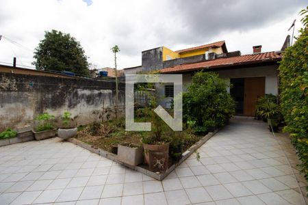 Casa à venda com 360m², 4 quartos e 4 vagas Casa à venda com 360m², 4 quartos e 4 vagasQuintal