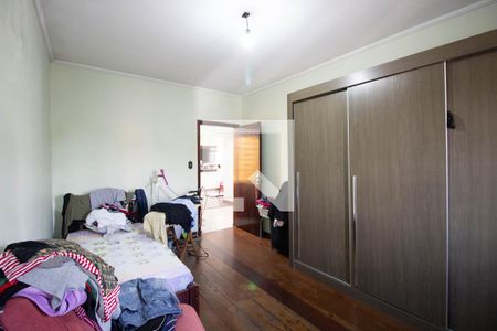 Casa à venda com 360m², 4 quartos e 4 vagas Casa à venda com 360m², 4 quartos e 4 vagasQuarto 2