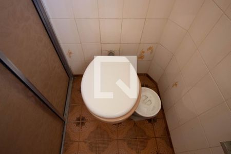 Casa à venda com 360m², 4 quartos e 4 vagas Casa à venda com 360m², 4 quartos e 4 vagasVaso