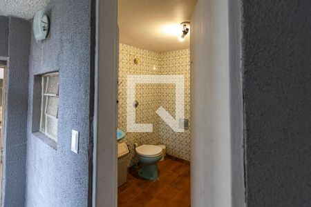 Casa à venda com 300m², 4 quartos e 3 vagas Casa à venda com 300m², 4 quartos e 3 vagasBanheiro 2