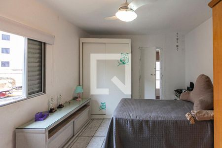 Casa à venda com 300m², 4 quartos e 3 vagas Casa à venda com 300m², 4 quartos e 3 vagasQuarto 2